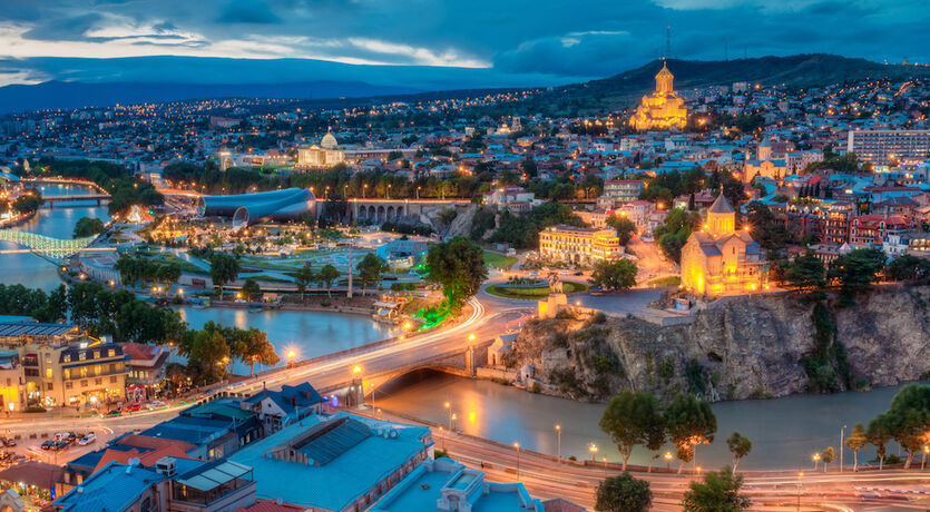 Kars - Tiflis - Batum - Ayder ( 4 gece konaklamalı İzmir - Kars ; Trabzon - İzmir )