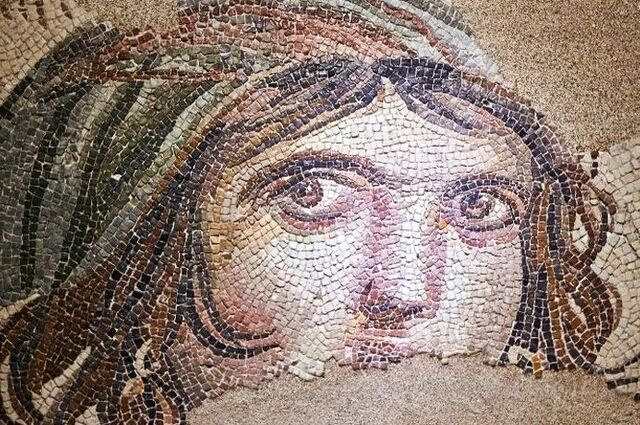 Uçaklı Diyarbakır - Mardin - Şanlıurfa - Gaziantep - Adana ( 4 gece konaklama ) 