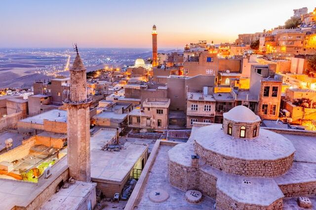 Uçaklı ... Mardin ve Mardin Köyleri - Zerzevan Kalesi ve Diyarbakır 2026 tüm sezon ( 2 gece konaklama ) 