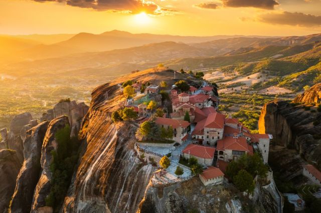 Meteora Farkı ile Selanik ( 2 gece konaklama )